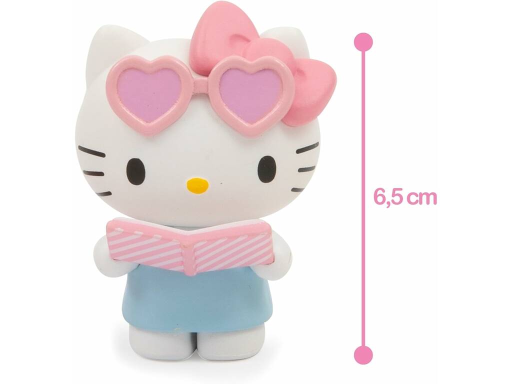Hello Kitty Sweetheart Playmate Surprise Figure