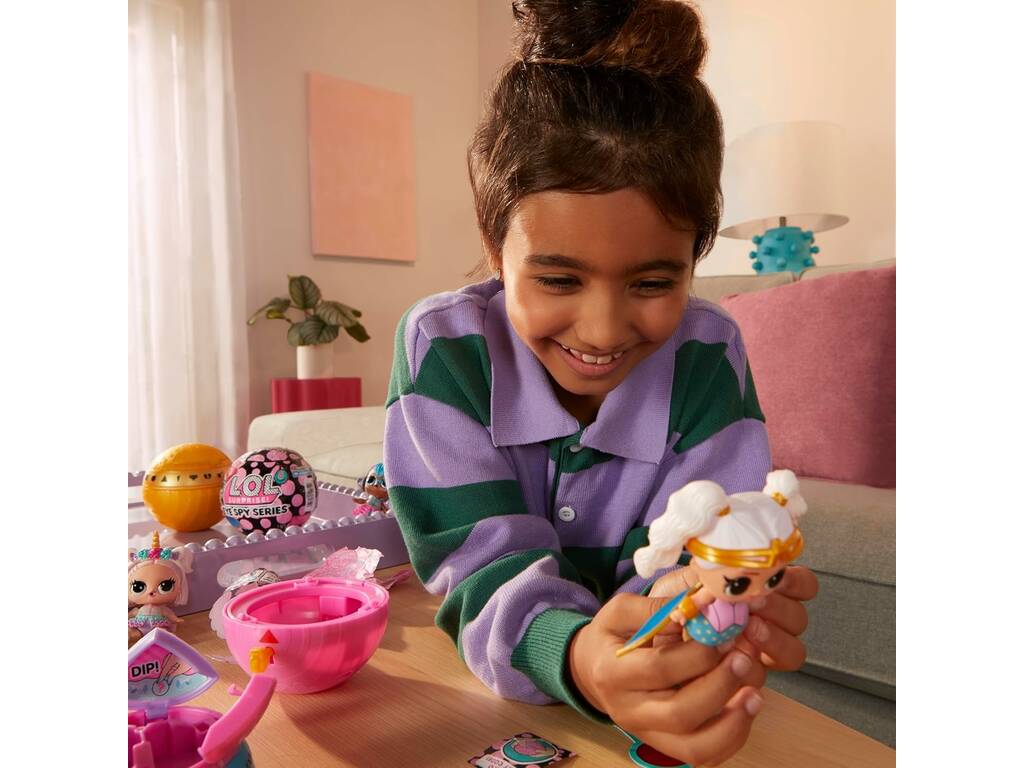 LOL Surprise OMG Eye Spy Series Mini poupée surprise avec accessoires